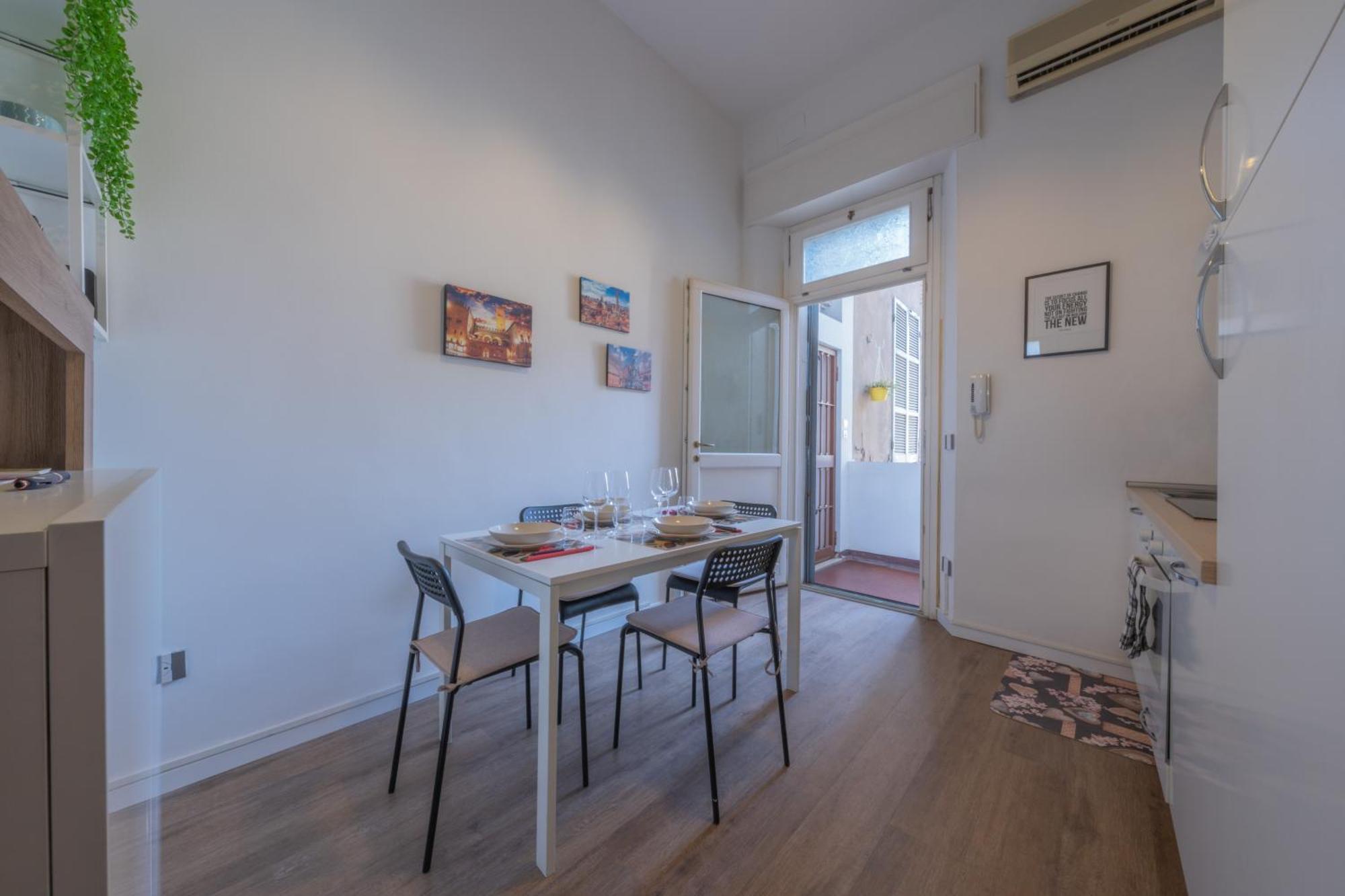 Suite In The Center Of Bologna Bolonha Exterior foto